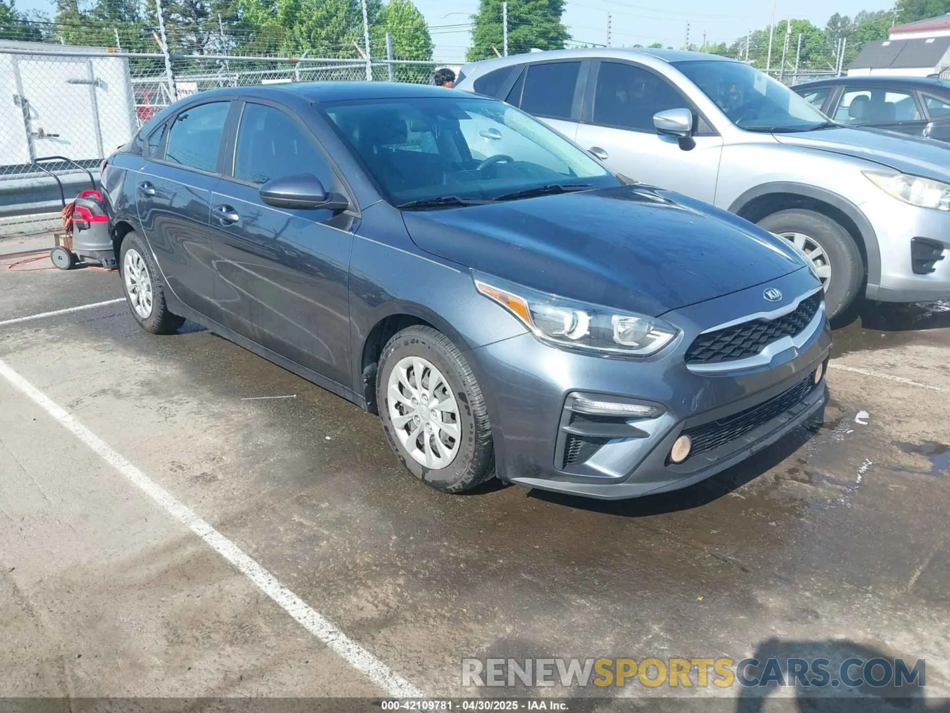 1 Фотография поврежденного автомобиля 3KPF24AD0ME322311 KIA FORTE 2021