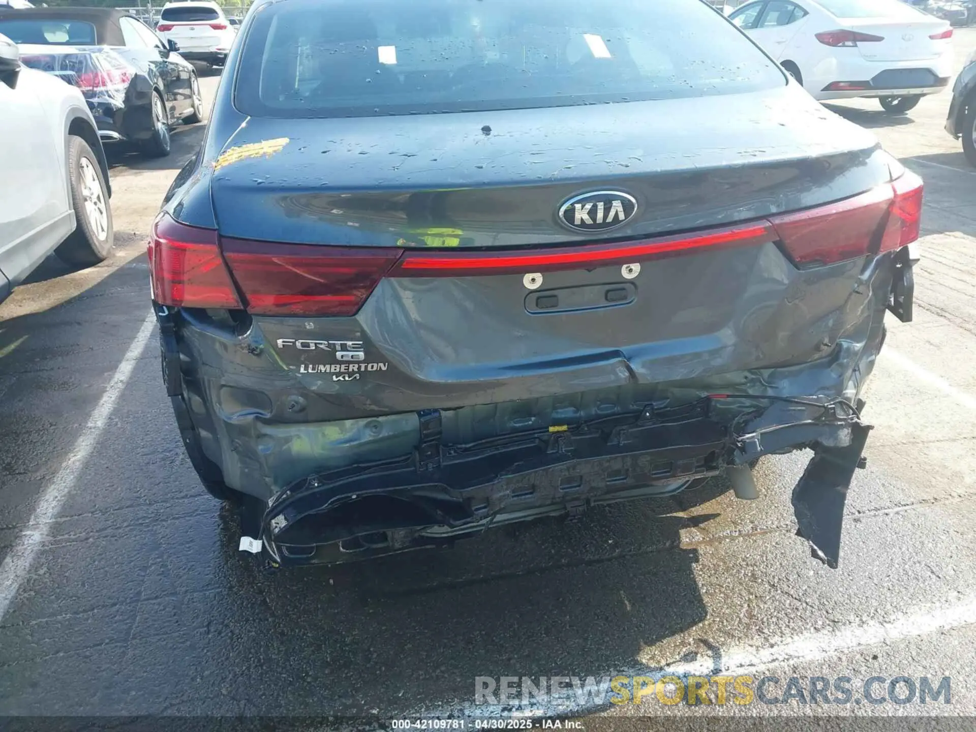 6 Фотография поврежденного автомобиля 3KPF24AD0ME322311 KIA FORTE 2021