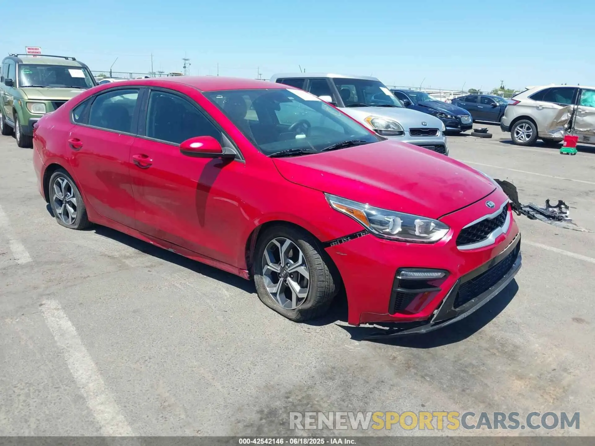 1 Photograph of a damaged car 3KPF24AD0ME330652 KIA FORTE 2021