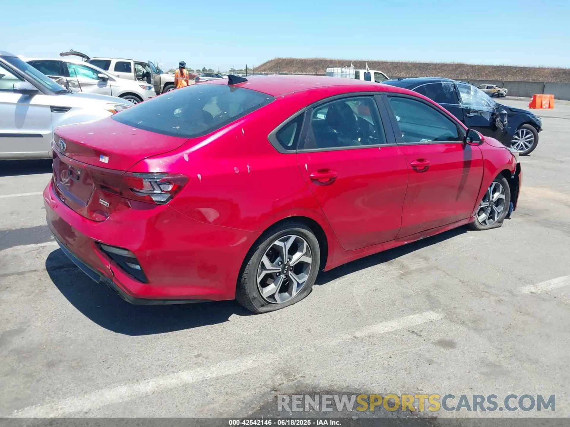 4 Photograph of a damaged car 3KPF24AD0ME330652 KIA FORTE 2021