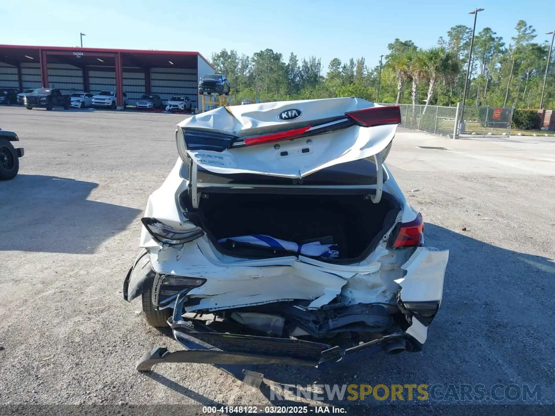 16 Photograph of a damaged car 3KPF24AD0ME344194 KIA FORTE 2021