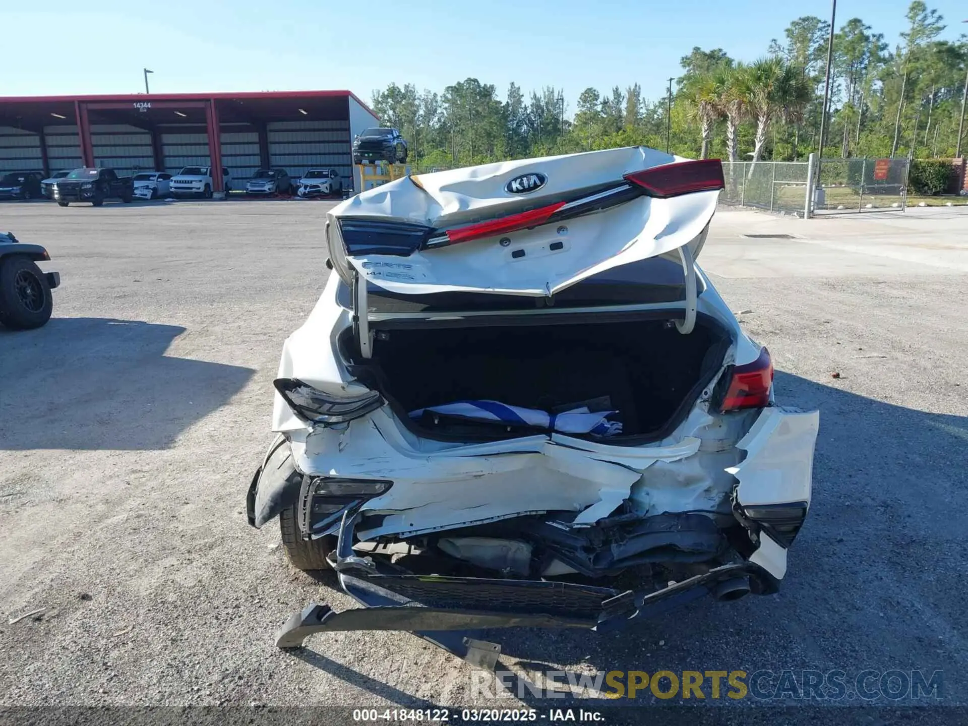 6 Photograph of a damaged car 3KPF24AD0ME344194 KIA FORTE 2021