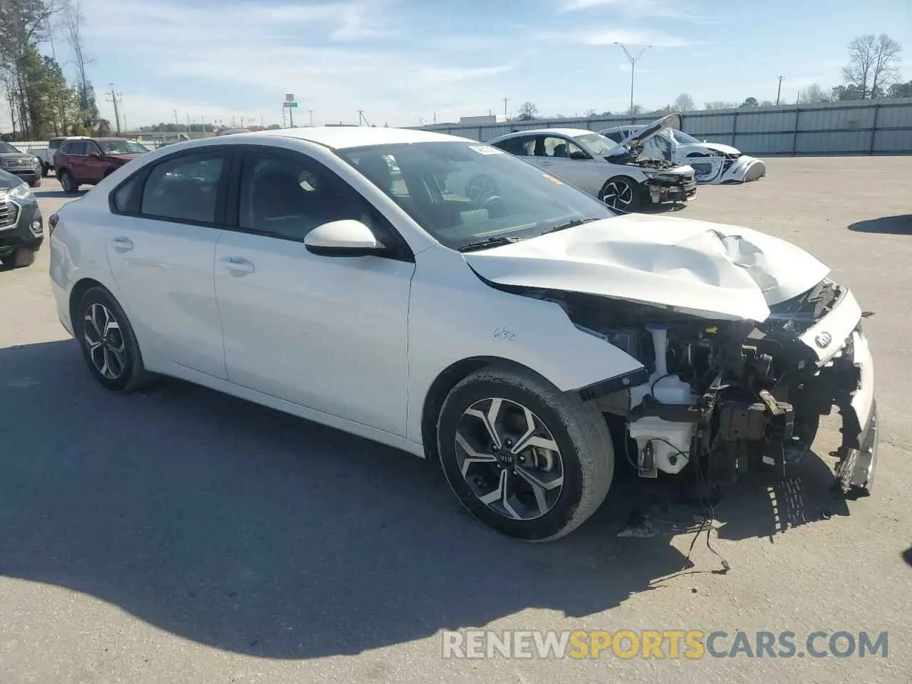 4 Photograph of a damaged car 3KPF24AD0ME404068 KIA FORTE 2021