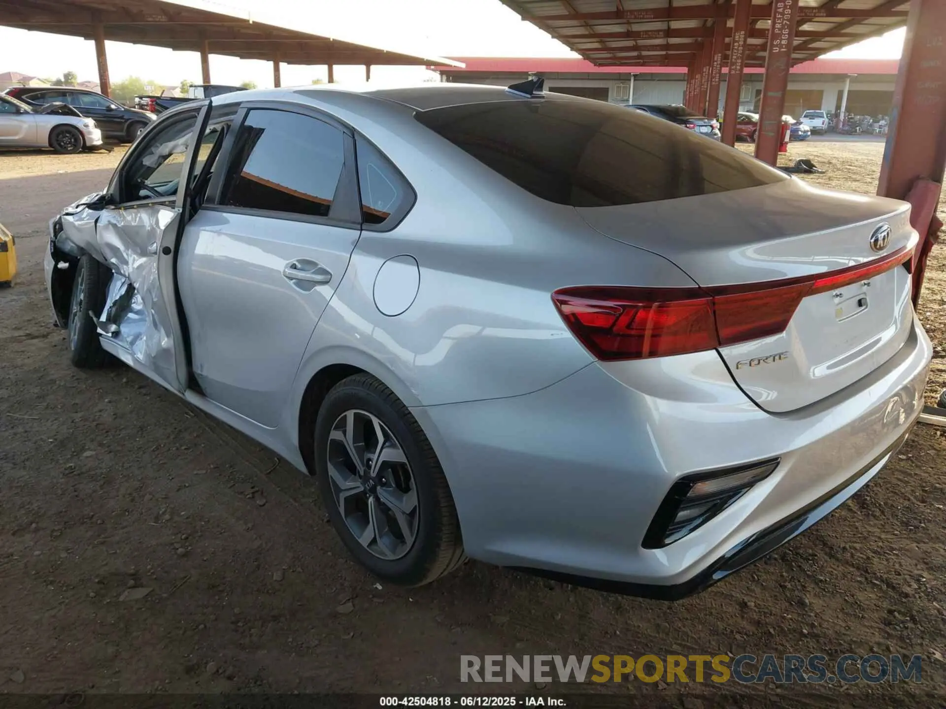 3 Photograph of a damaged car 3KPF24AD1ME278979 KIA FORTE 2021