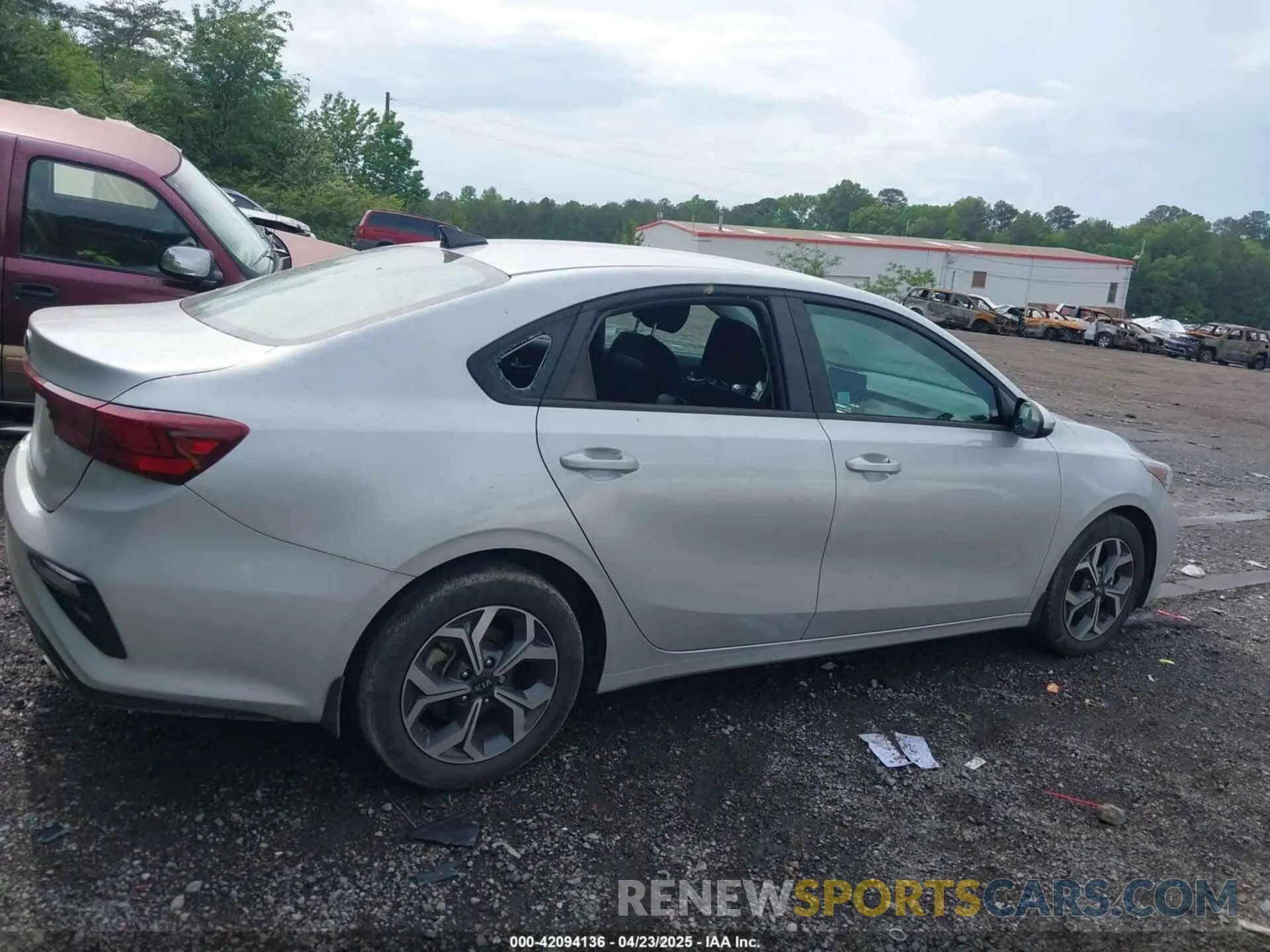 6 Photograph of a damaged car 3KPF24AD1ME290811 KIA FORTE 2021