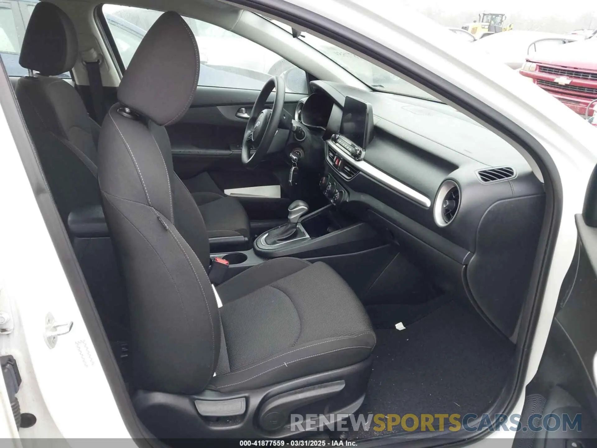5 Фотография поврежденного автомобиля 3KPF24AD1ME291909 KIA FORTE 2021