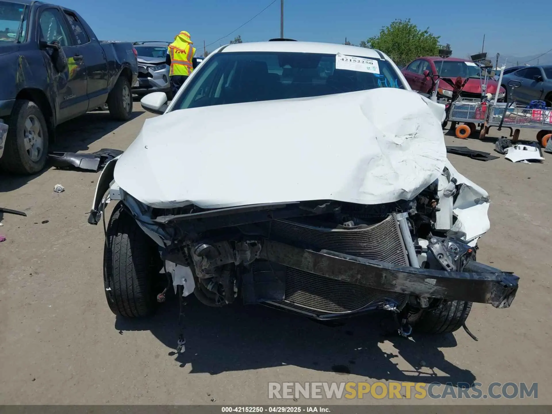 13 Photograph of a damaged car 3KPF24AD1ME309812 KIA FORTE 2021