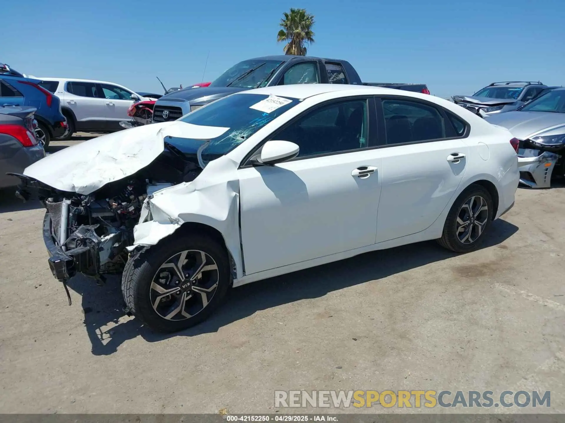 15 Photograph of a damaged car 3KPF24AD1ME309812 KIA FORTE 2021