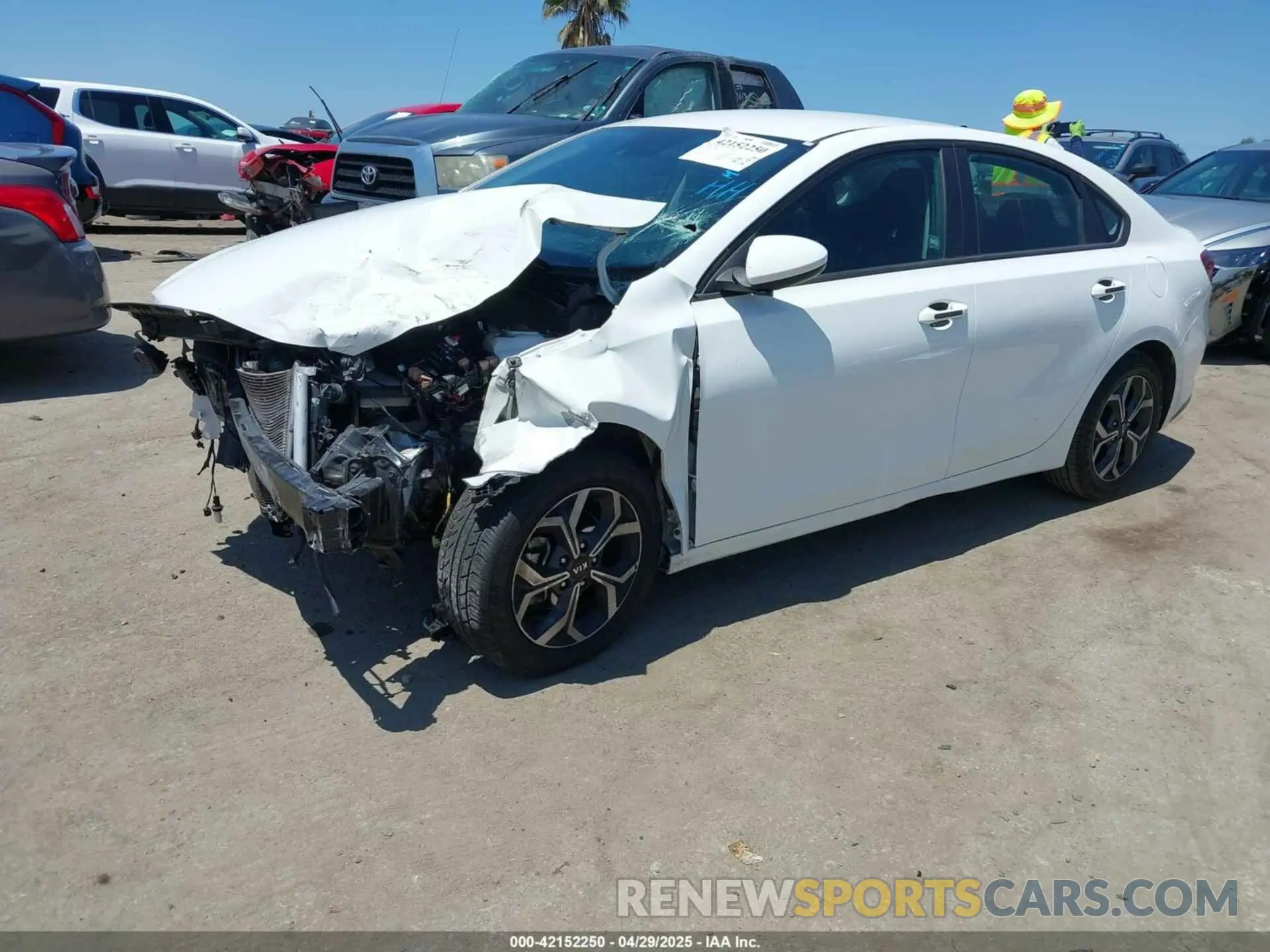 2 Photograph of a damaged car 3KPF24AD1ME309812 KIA FORTE 2021