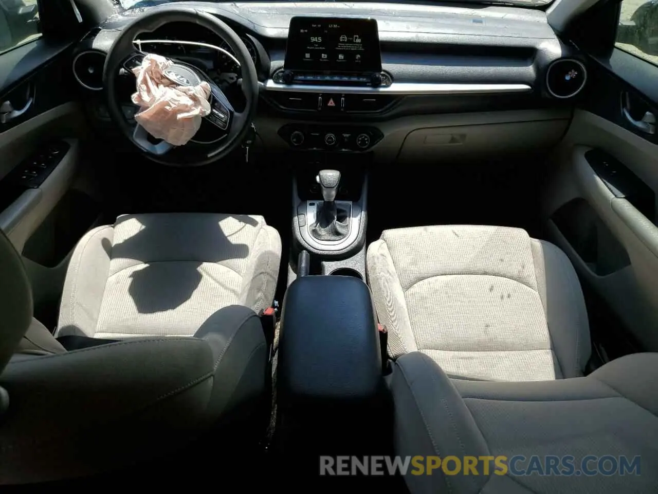8 Фотография поврежденного автомобиля 3KPF24AD1ME340977 KIA FORTE 2021