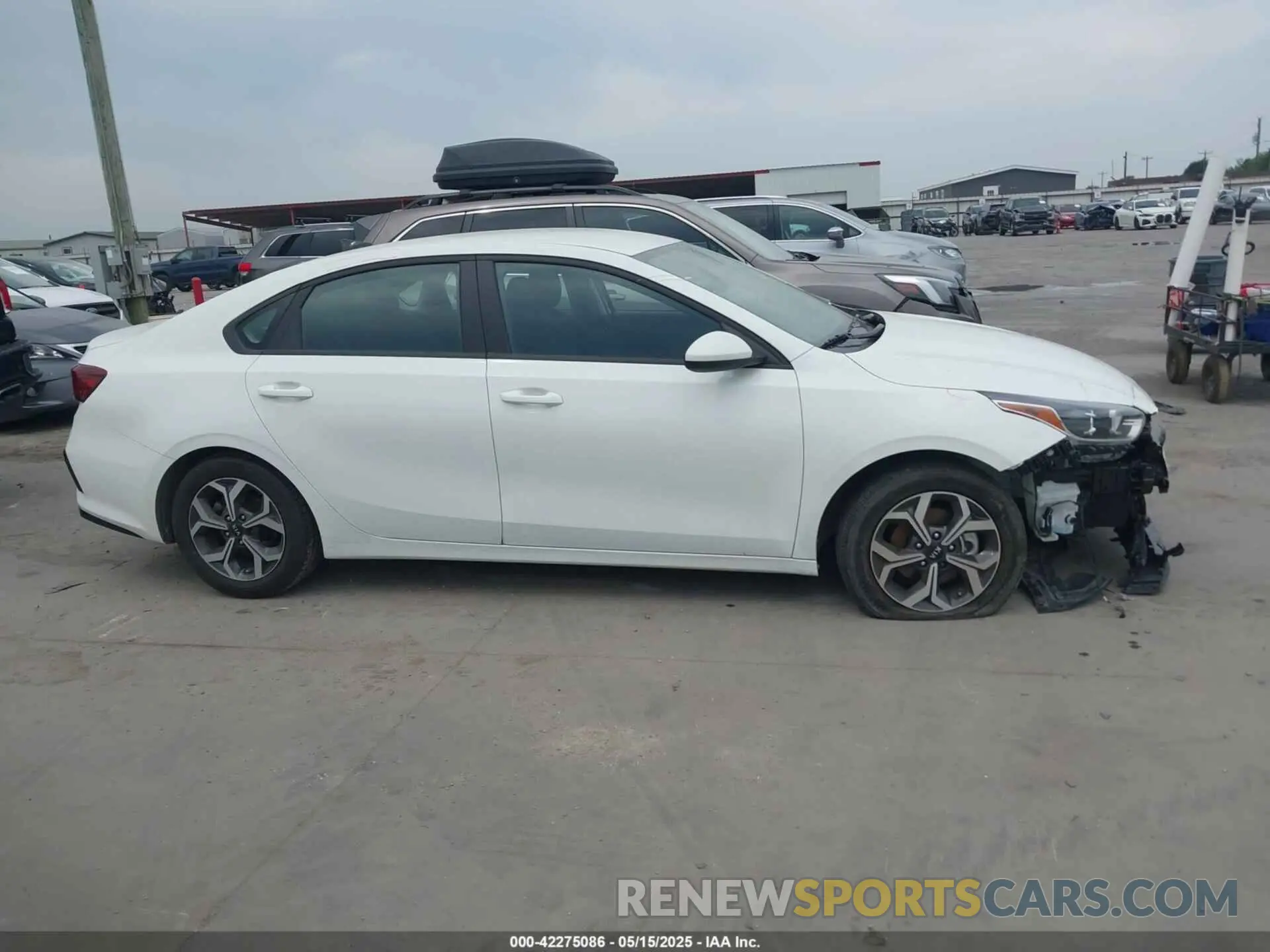 14 Фотография поврежденного автомобиля 3KPF24AD1ME361778 KIA FORTE 2021