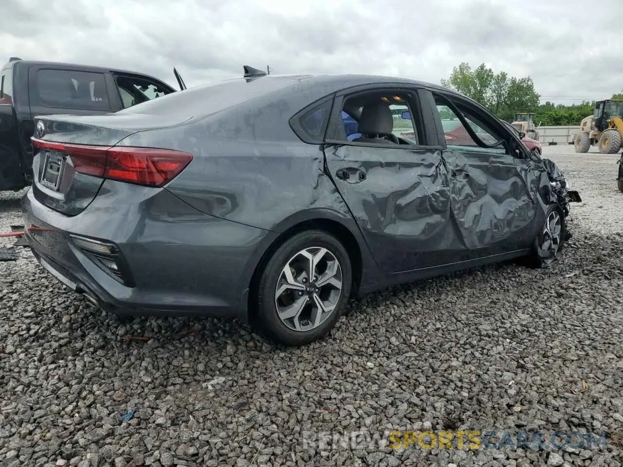 3 Фотография поврежденного автомобиля 3KPF24AD1ME380802 KIA FORTE 2021