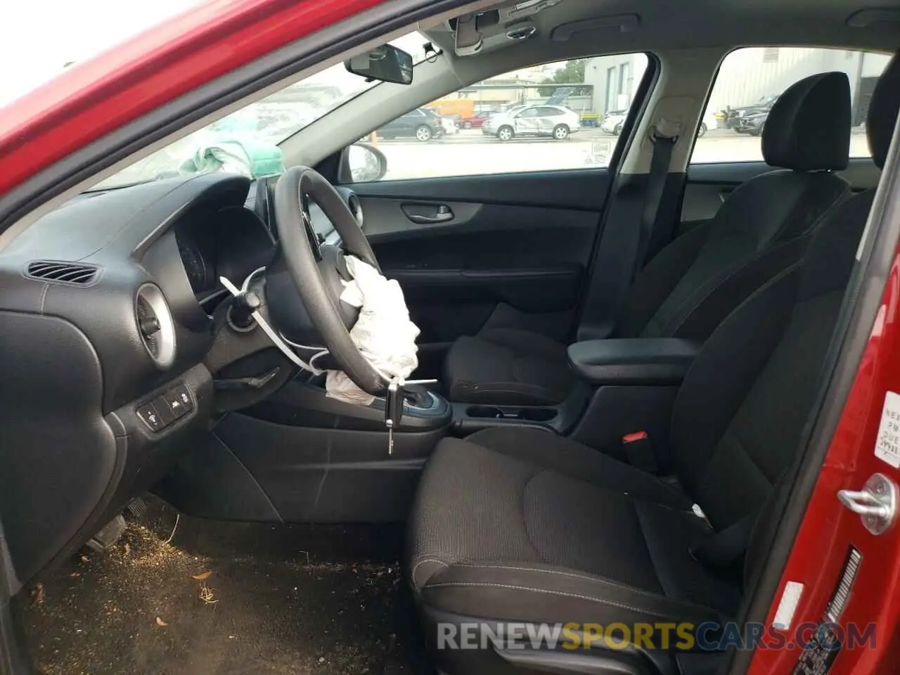 7 Photograph of a damaged car 3KPF24AD2ME267473 KIA FORTE 2021