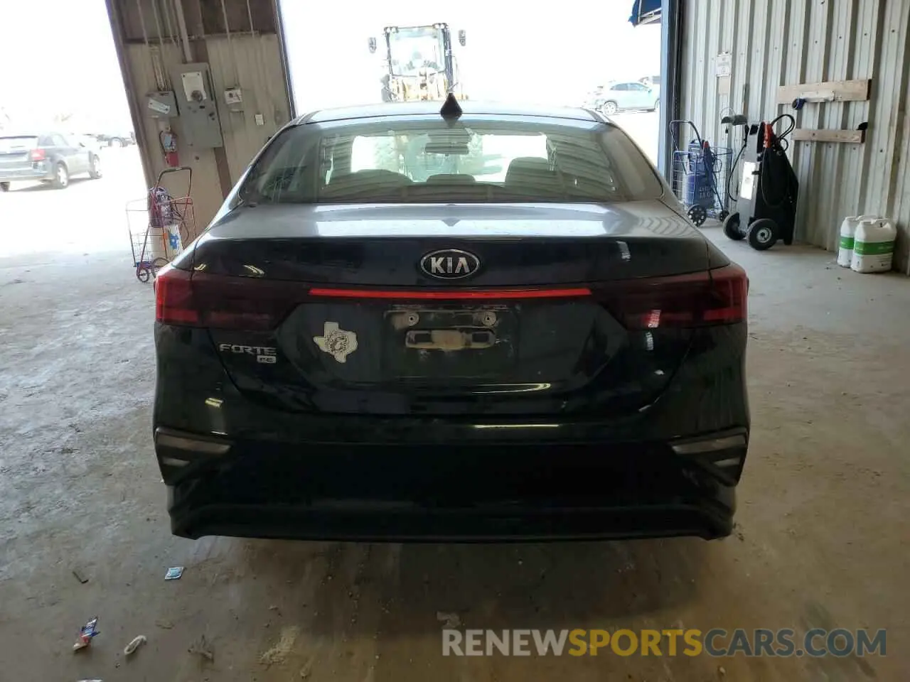 6 Photograph of a damaged car 3KPF24AD2ME320625 KIA FORTE 2021