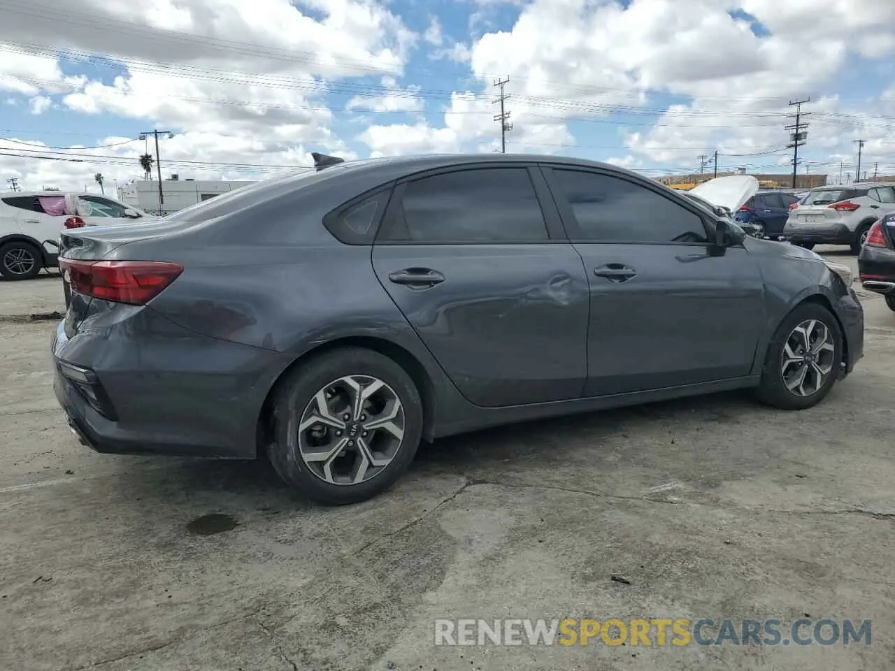 3 Photograph of a damaged car 3KPF24AD2ME335576 KIA FORTE 2021