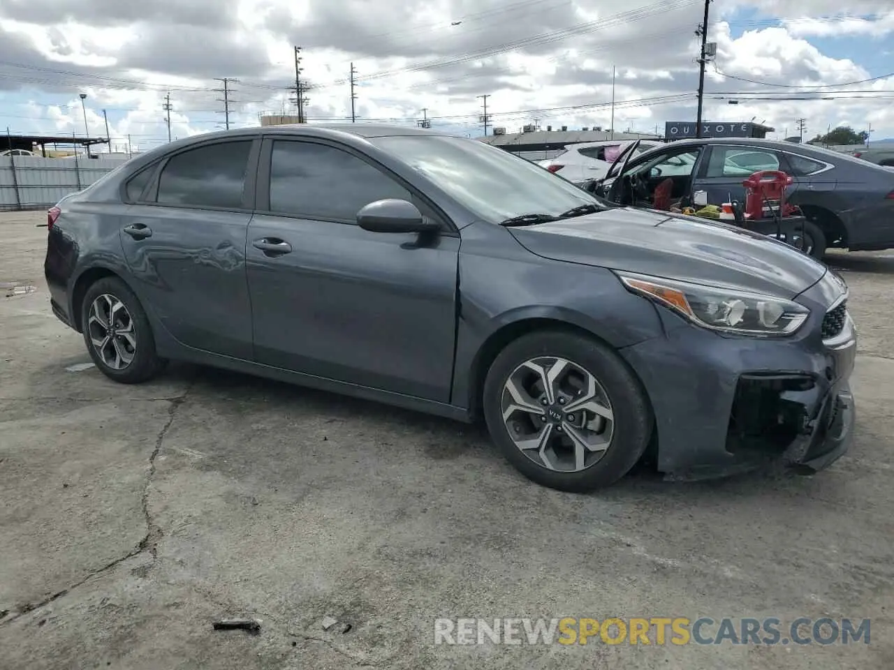 4 Photograph of a damaged car 3KPF24AD2ME335576 KIA FORTE 2021