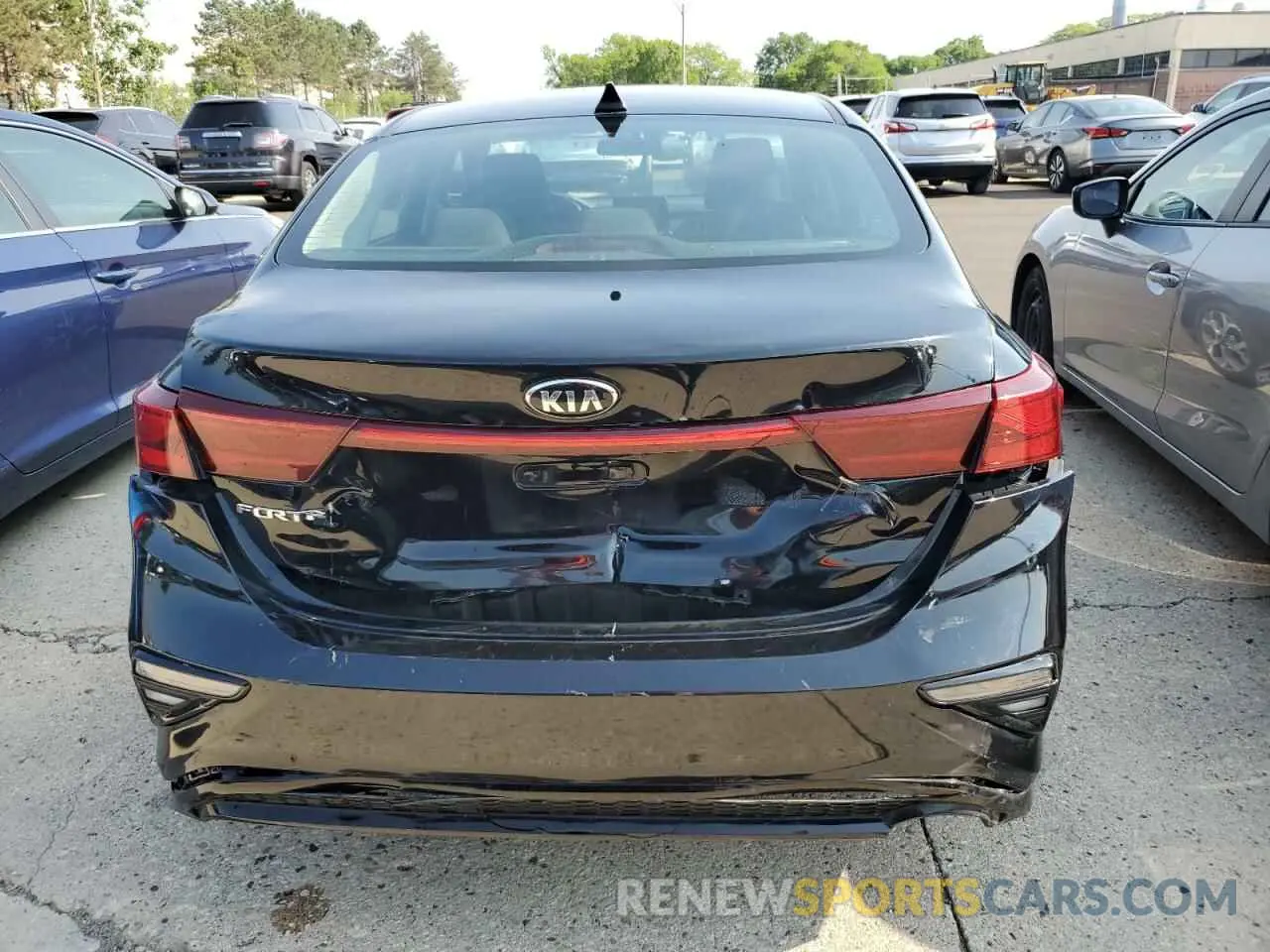 6 Photograph of a damaged car 3KPF24AD2ME349591 KIA FORTE 2021