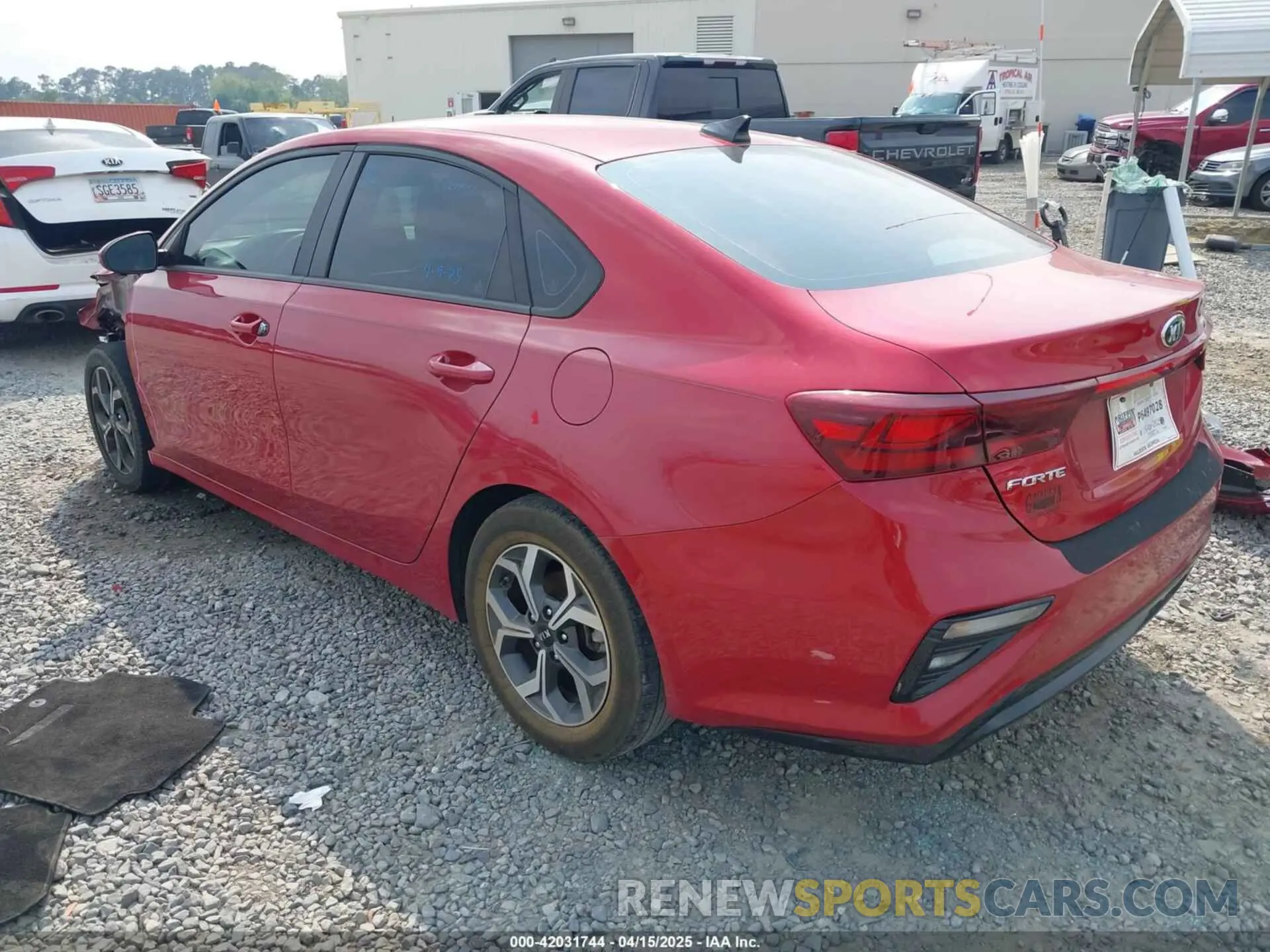 3 Photograph of a damaged car 3KPF24AD2ME361269 KIA FORTE 2021
