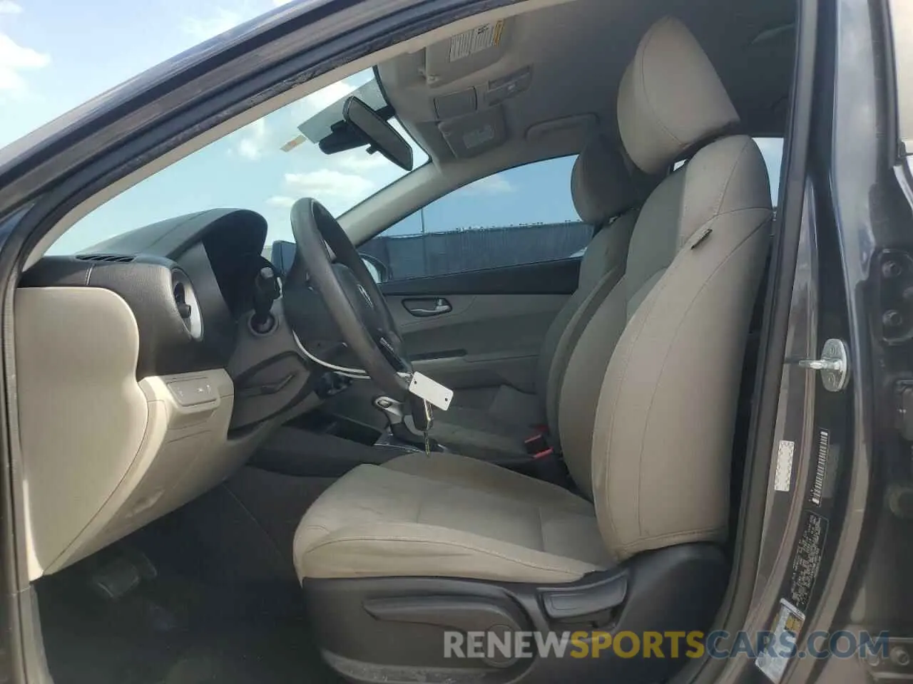 7 Фотография поврежденного автомобиля 3KPF24AD2ME380789 KIA FORTE 2021