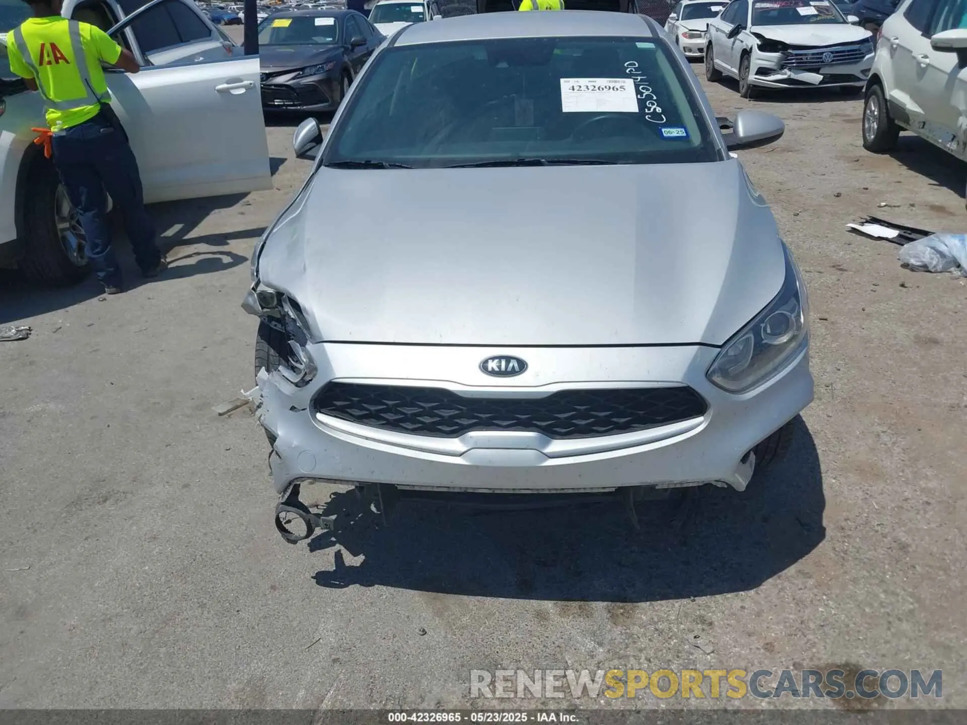 13 Photograph of a damaged car 3KPF24AD2ME383398 KIA FORTE 2021