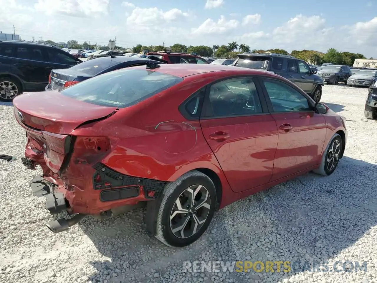 3 Фотография поврежденного автомобиля 3KPF24AD2ME383594 KIA FORTE 2021