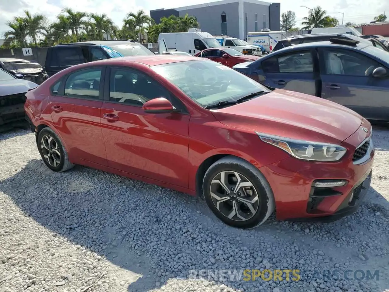 4 Фотография поврежденного автомобиля 3KPF24AD2ME383594 KIA FORTE 2021