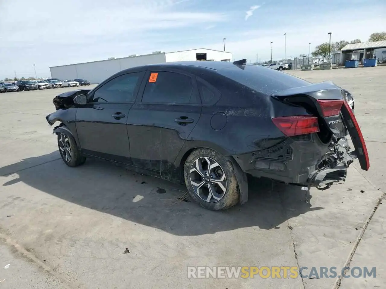 2 Фотография поврежденного автомобиля 3KPF24AD3ME284122 KIA FORTE 2021