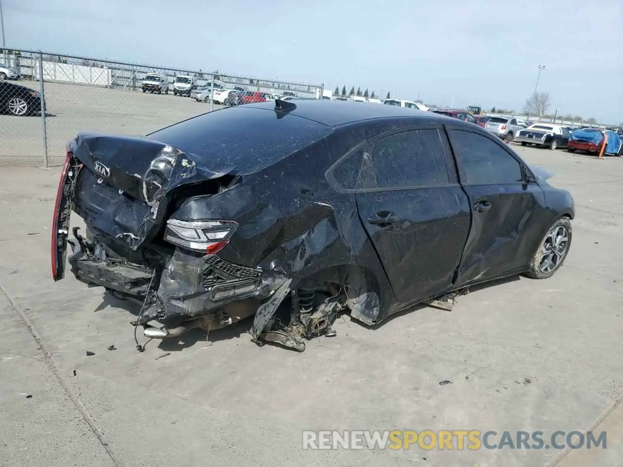 3 Фотография поврежденного автомобиля 3KPF24AD3ME284122 KIA FORTE 2021