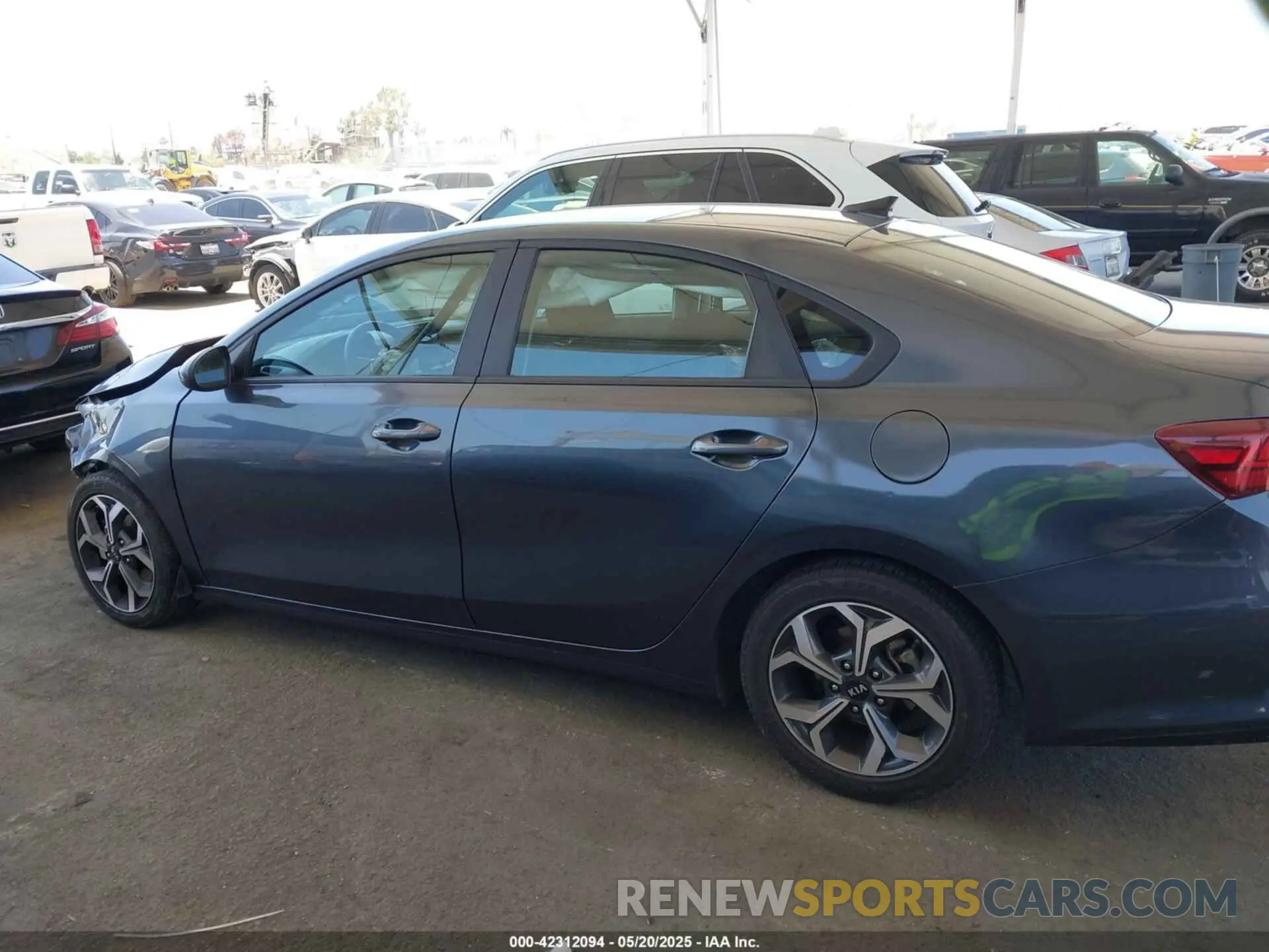15 Фотография поврежденного автомобиля 3KPF24AD3ME316518 KIA FORTE 2021