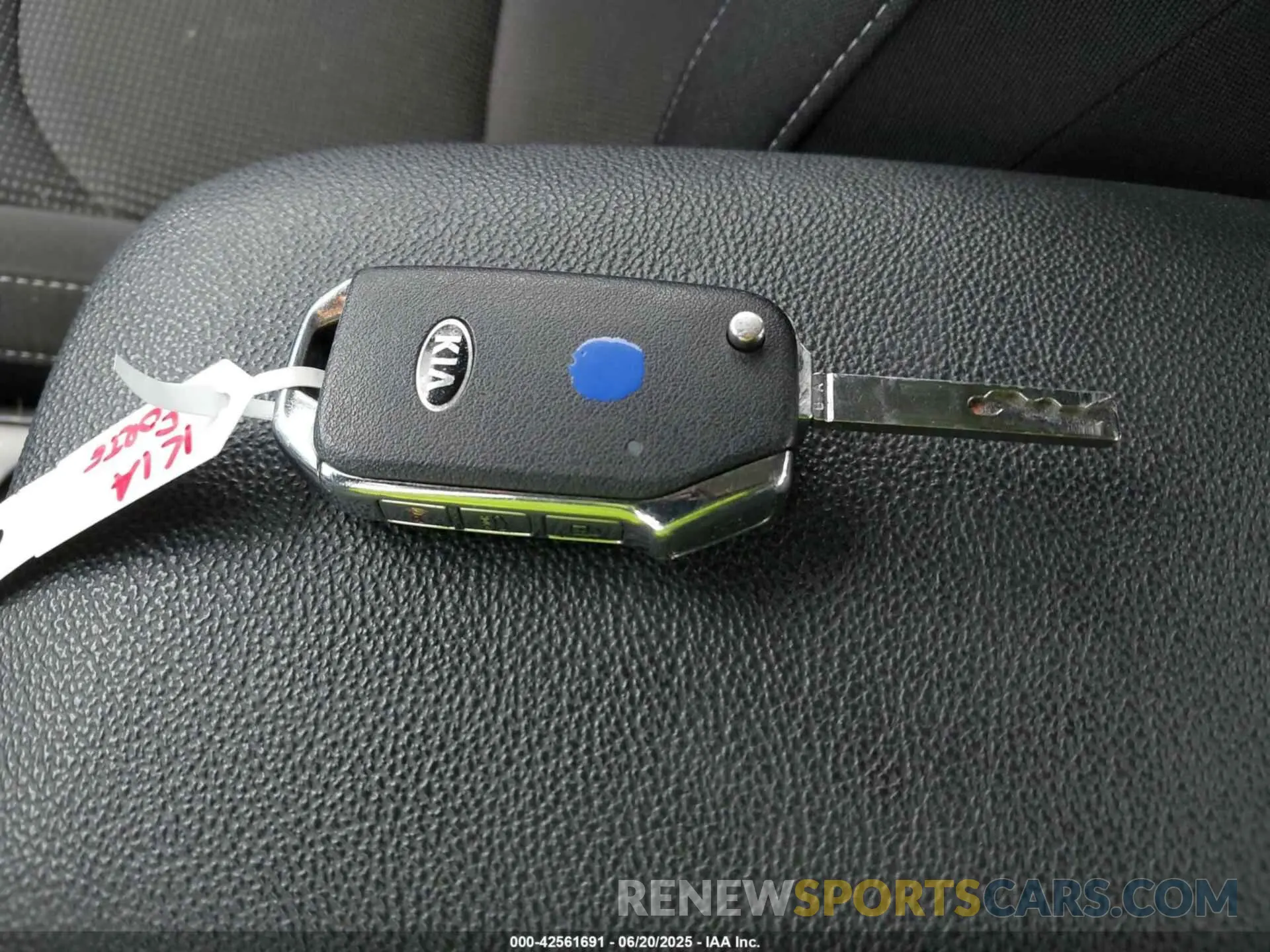 11 Photograph of a damaged car 3KPF24AD3ME399996 KIA FORTE 2021