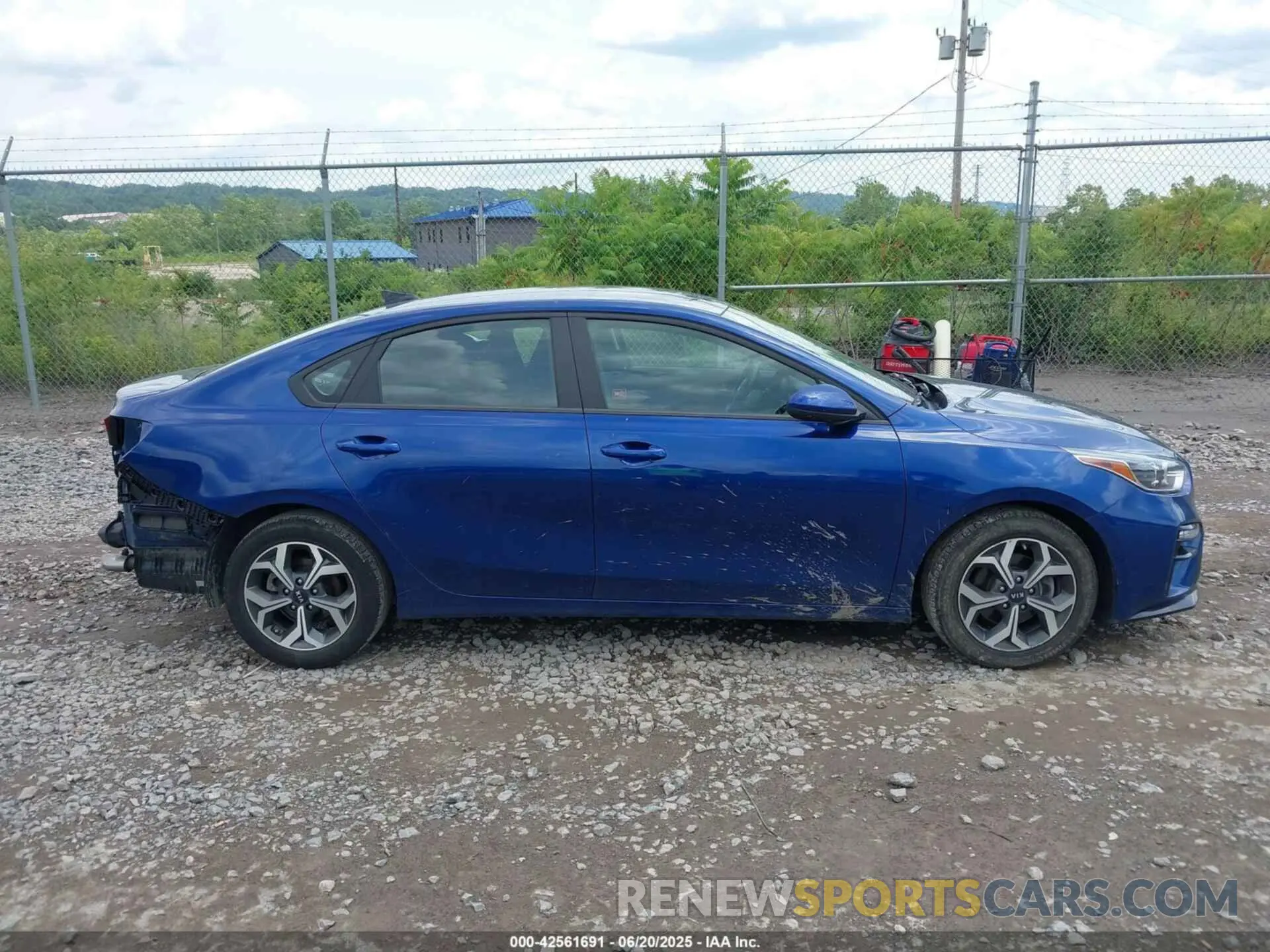 14 Photograph of a damaged car 3KPF24AD3ME399996 KIA FORTE 2021
