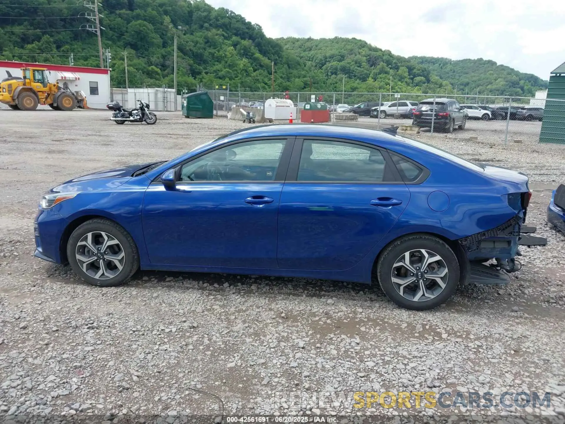 15 Photograph of a damaged car 3KPF24AD3ME399996 KIA FORTE 2021