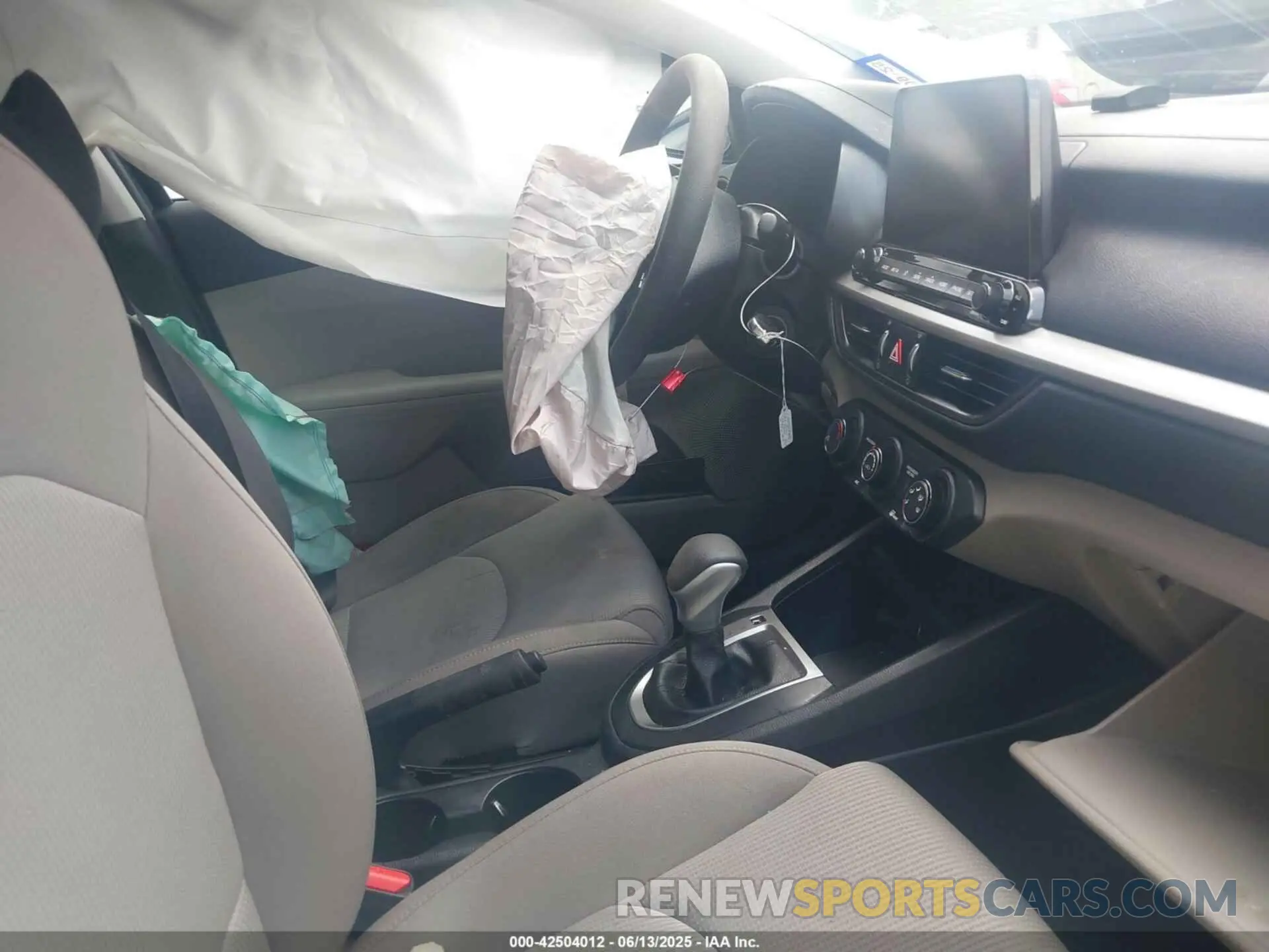 5 Photograph of a damaged car 3KPF24AD3ME407482 KIA FORTE 2021