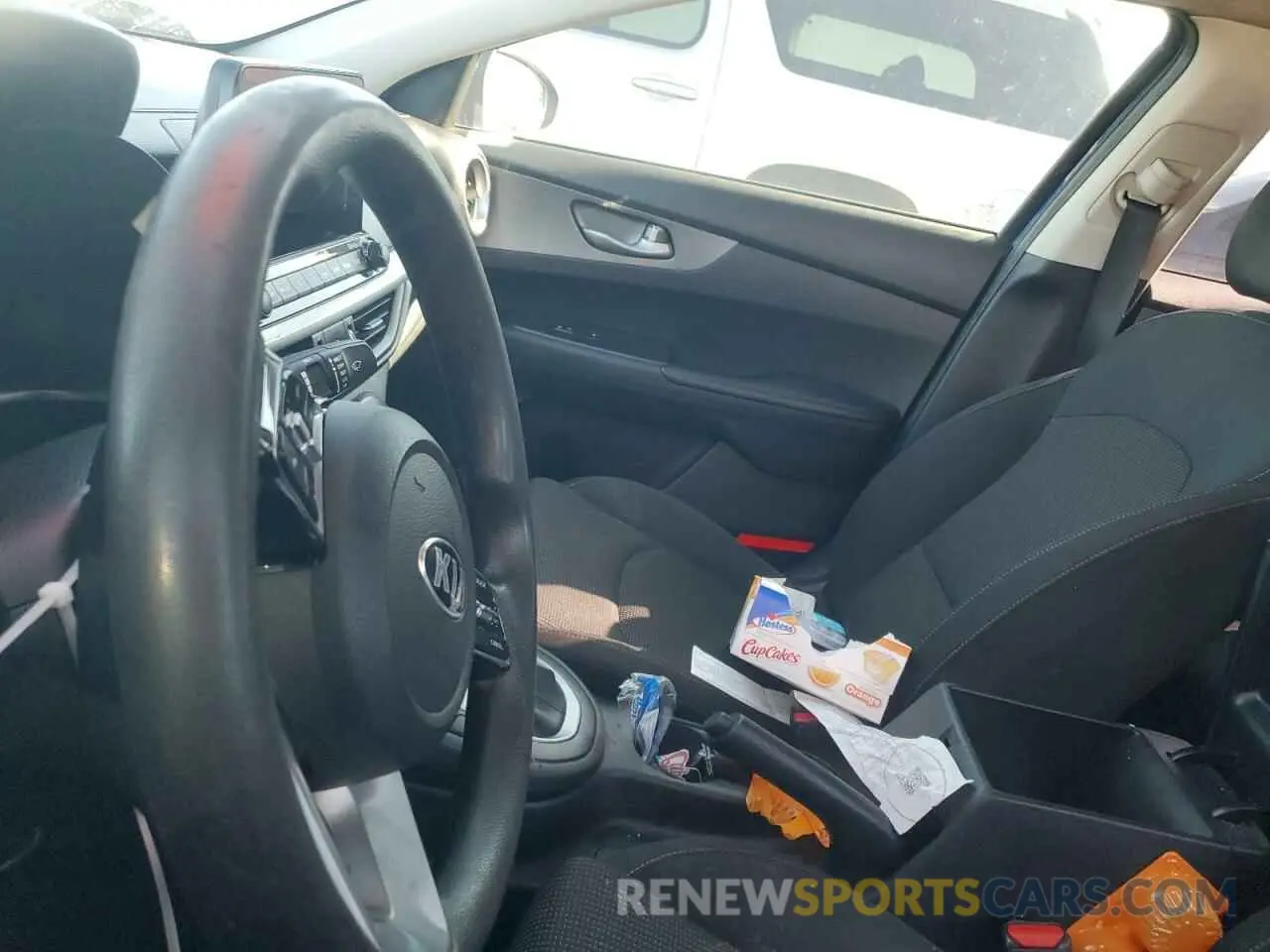 7 Photograph of a damaged car 3KPF24AD4ME287787 KIA FORTE 2021