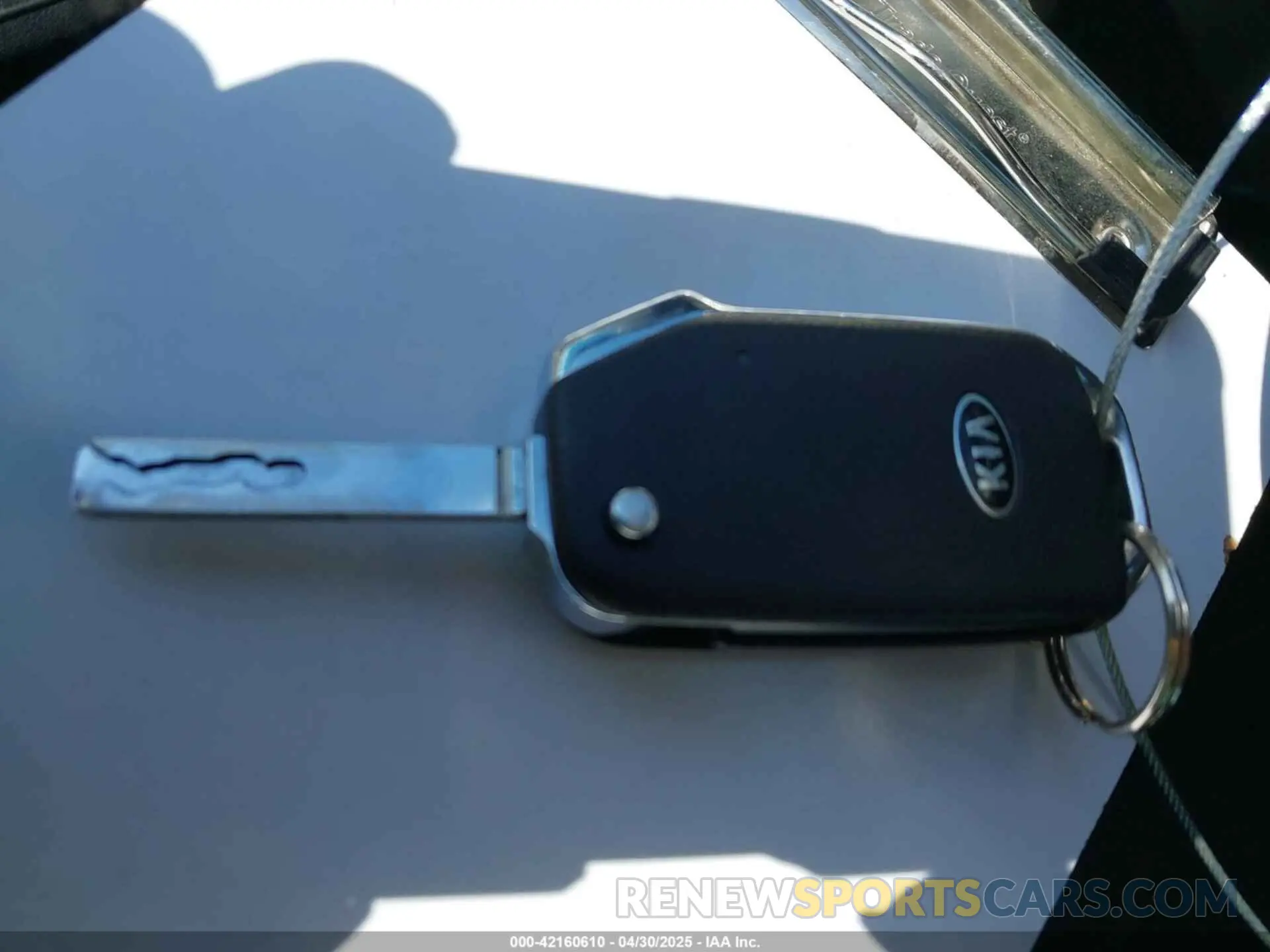 11 Photograph of a damaged car 3KPF24AD4ME326202 KIA FORTE 2021