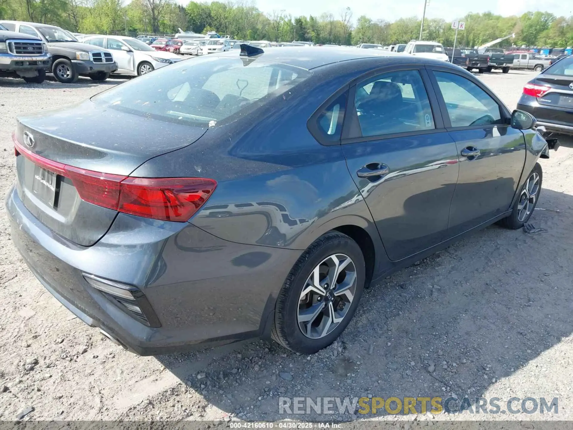4 Photograph of a damaged car 3KPF24AD4ME326202 KIA FORTE 2021