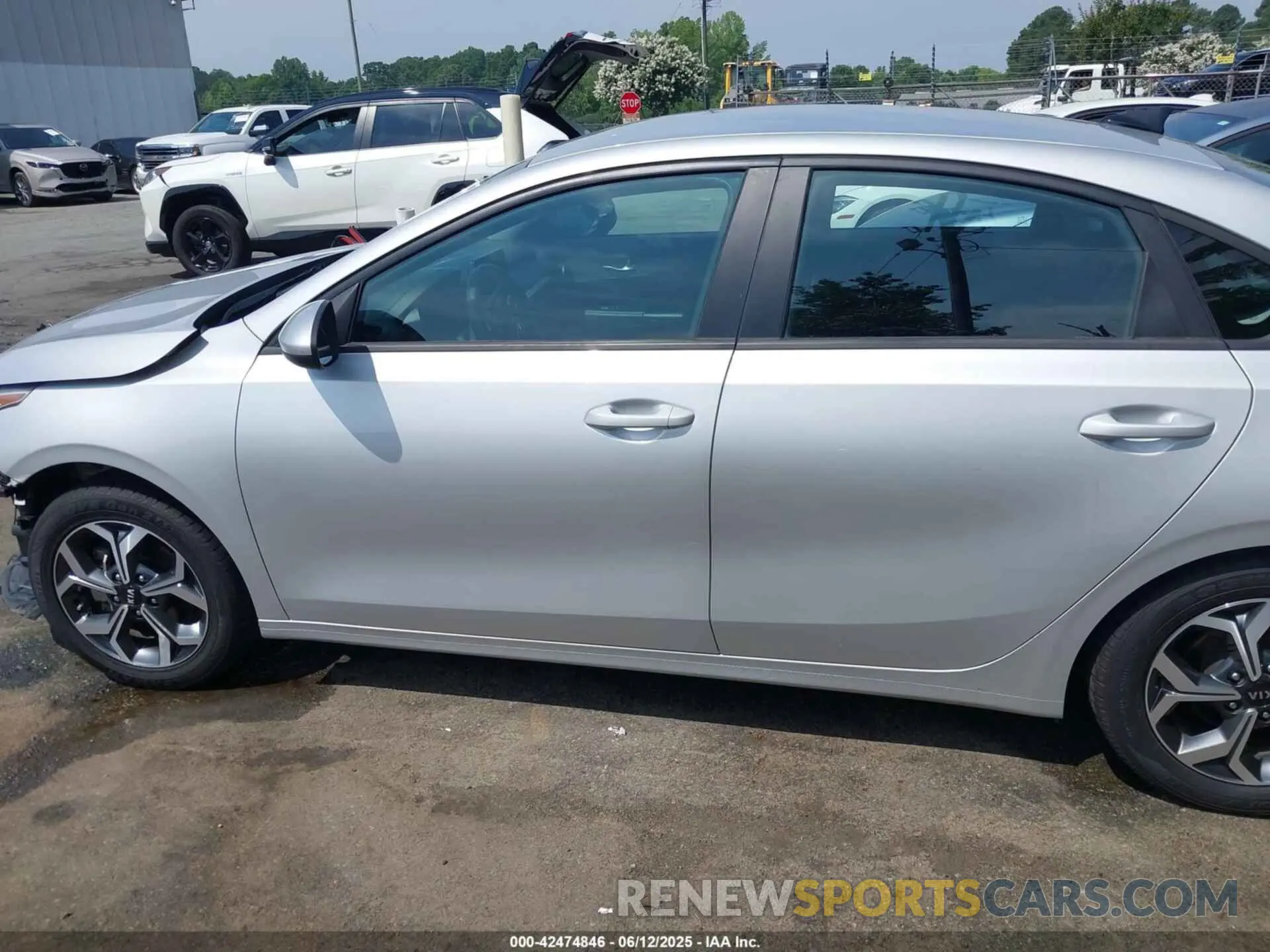 15 Фотография поврежденного автомобиля 3KPF24AD4ME331948 KIA FORTE 2021