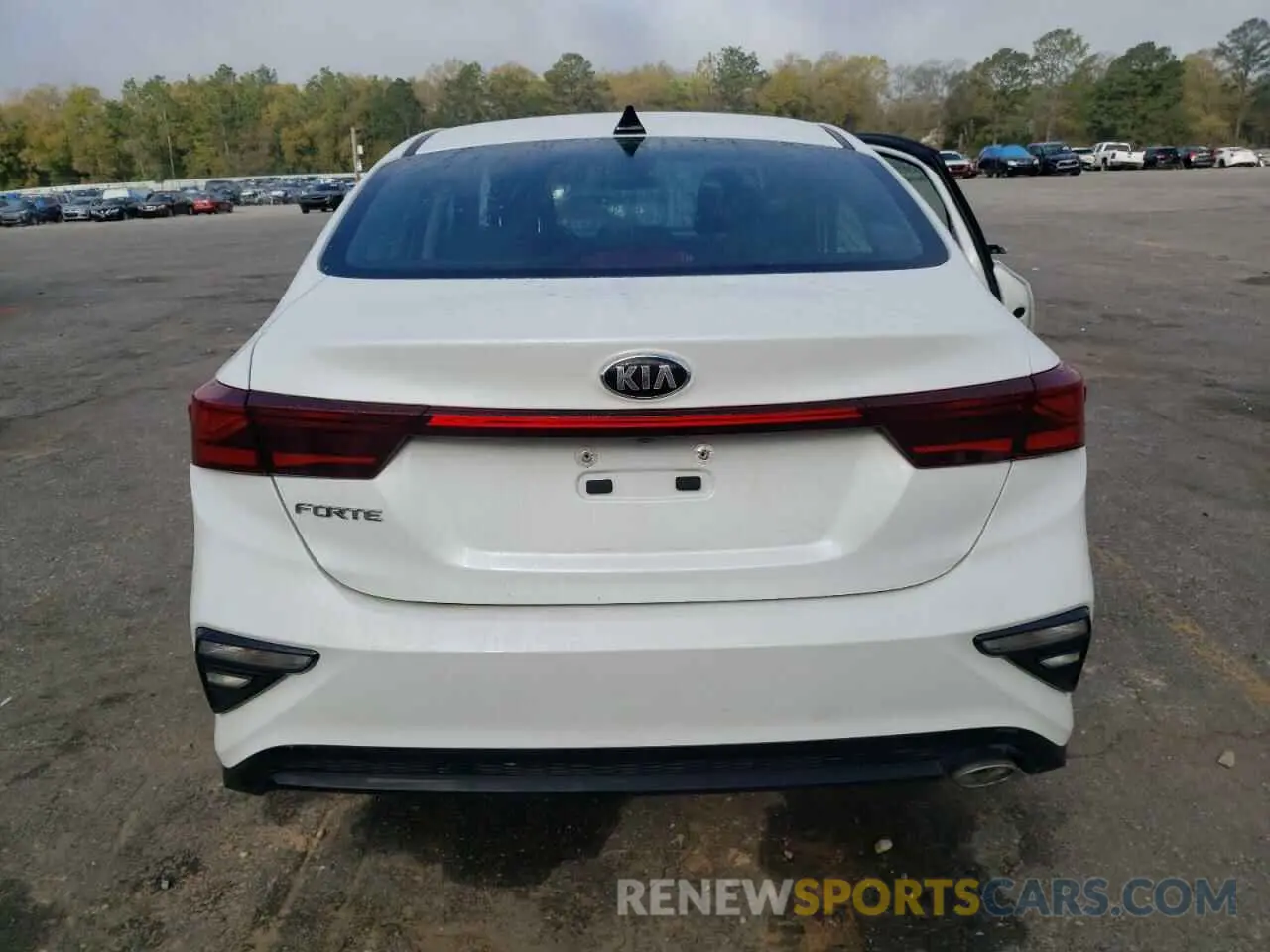6 Фотография поврежденного автомобиля 3KPF24AD4ME357871 KIA FORTE 2021