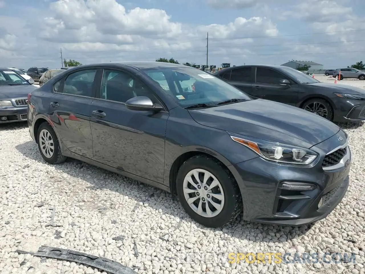 4 Фотография поврежденного автомобиля 3KPF24AD4ME394807 KIA FORTE 2021