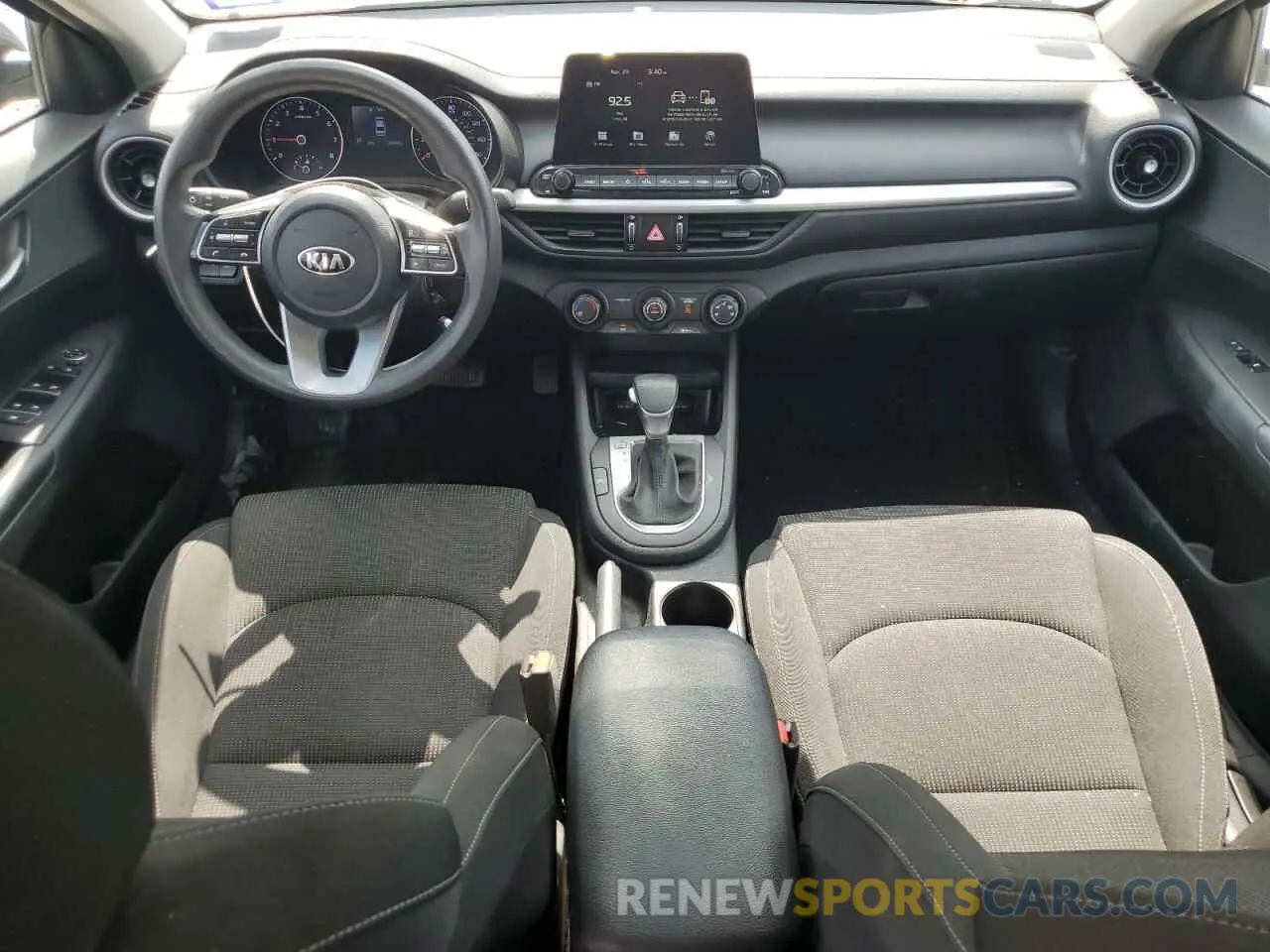8 Фотография поврежденного автомобиля 3KPF24AD4ME394807 KIA FORTE 2021