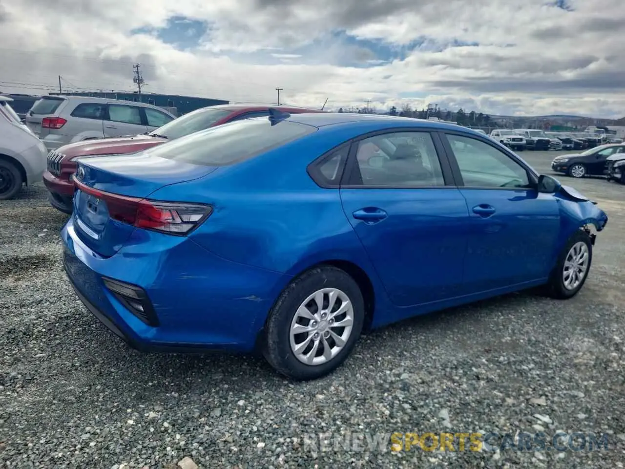 3 Фотография поврежденного автомобиля 3KPF24AD4ME399411 KIA FORTE 2021