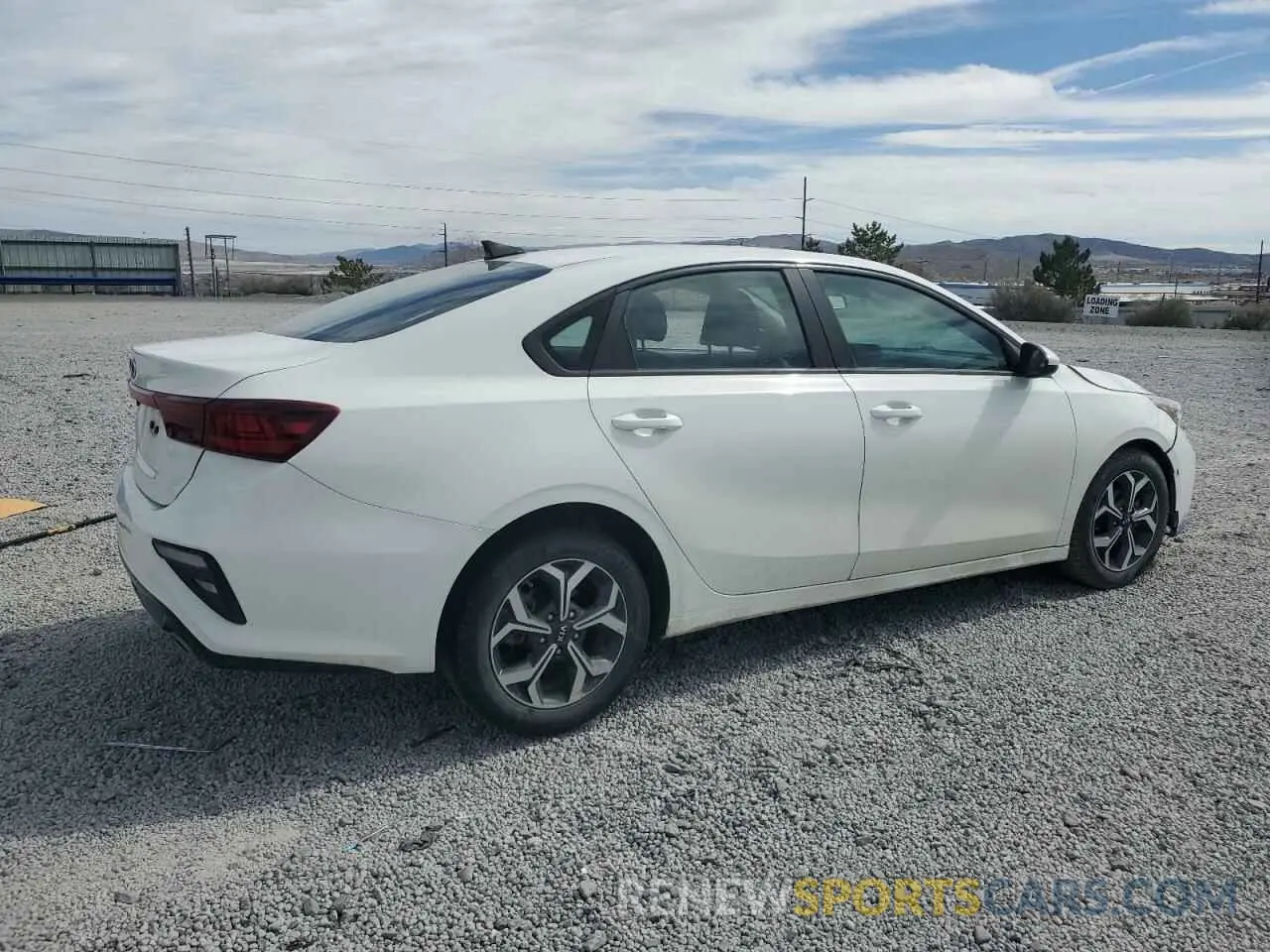 3 Photograph of a damaged car 3KPF24AD5ME272649 KIA FORTE 2021