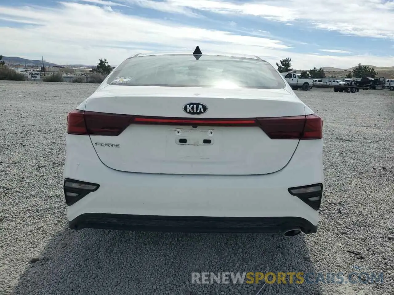6 Photograph of a damaged car 3KPF24AD5ME272649 KIA FORTE 2021