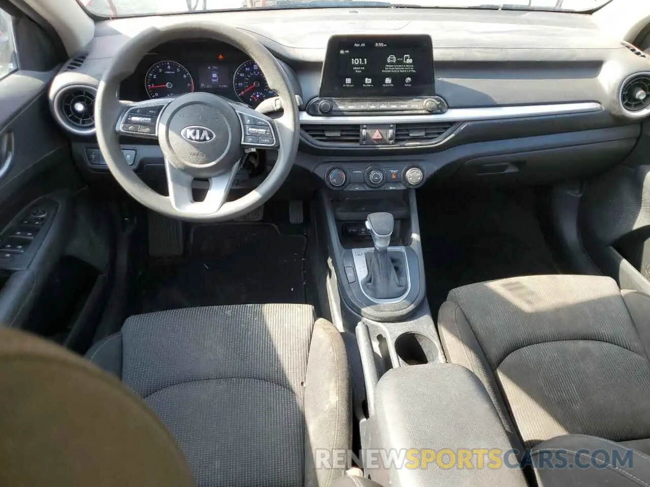 8 Фотография поврежденного автомобиля 3KPF24AD5ME297180 KIA FORTE 2021