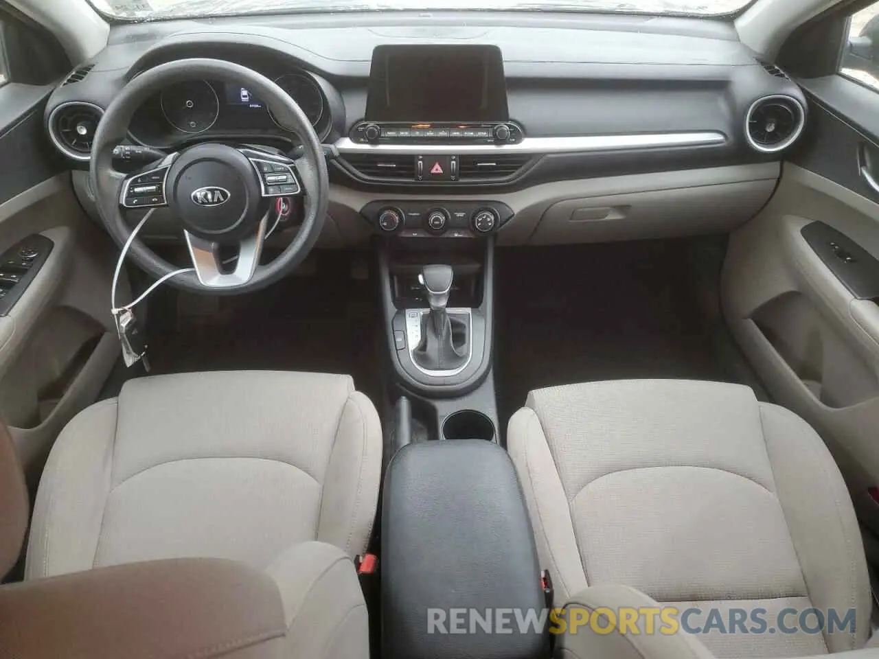 8 Фотография поврежденного автомобиля 3KPF24AD5ME303852 KIA FORTE 2021