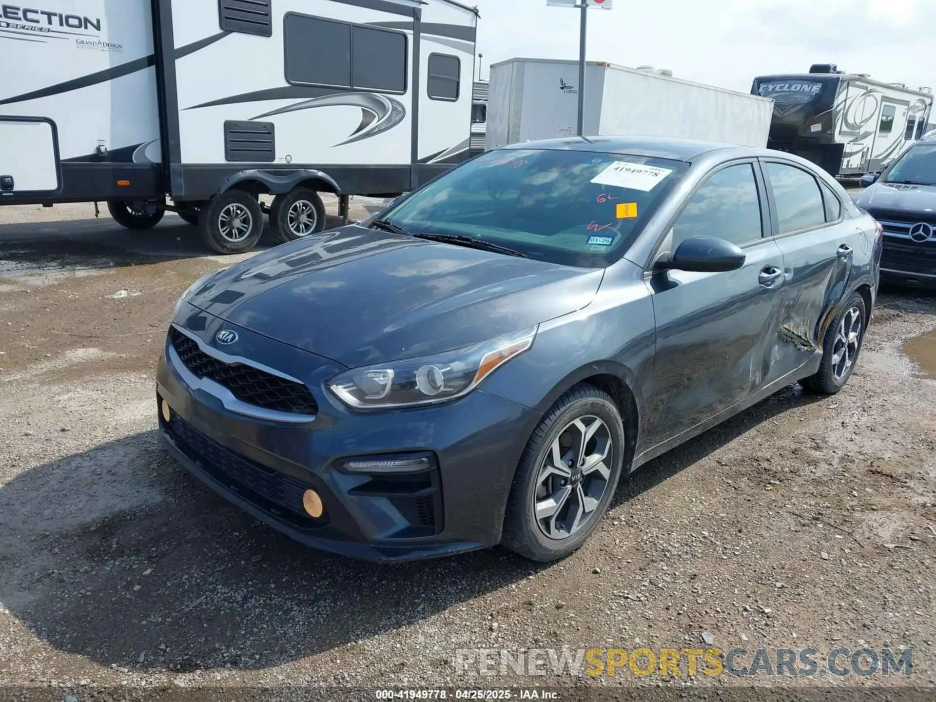 2 Photograph of a damaged car 3KPF24AD5ME305486 KIA FORTE 2021