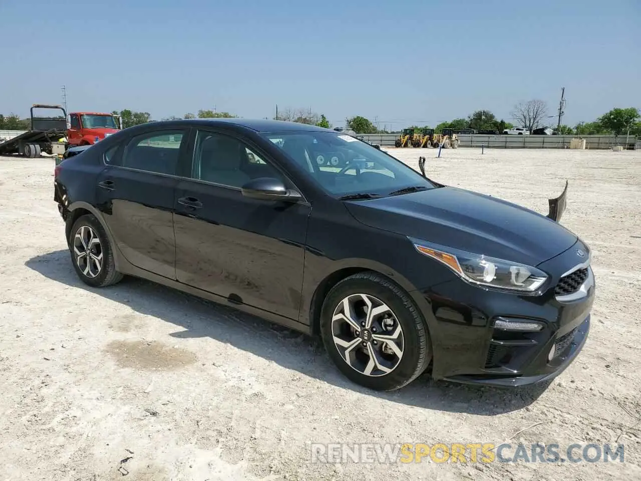 4 Photograph of a damaged car 3KPF24AD5ME313152 KIA FORTE 2021