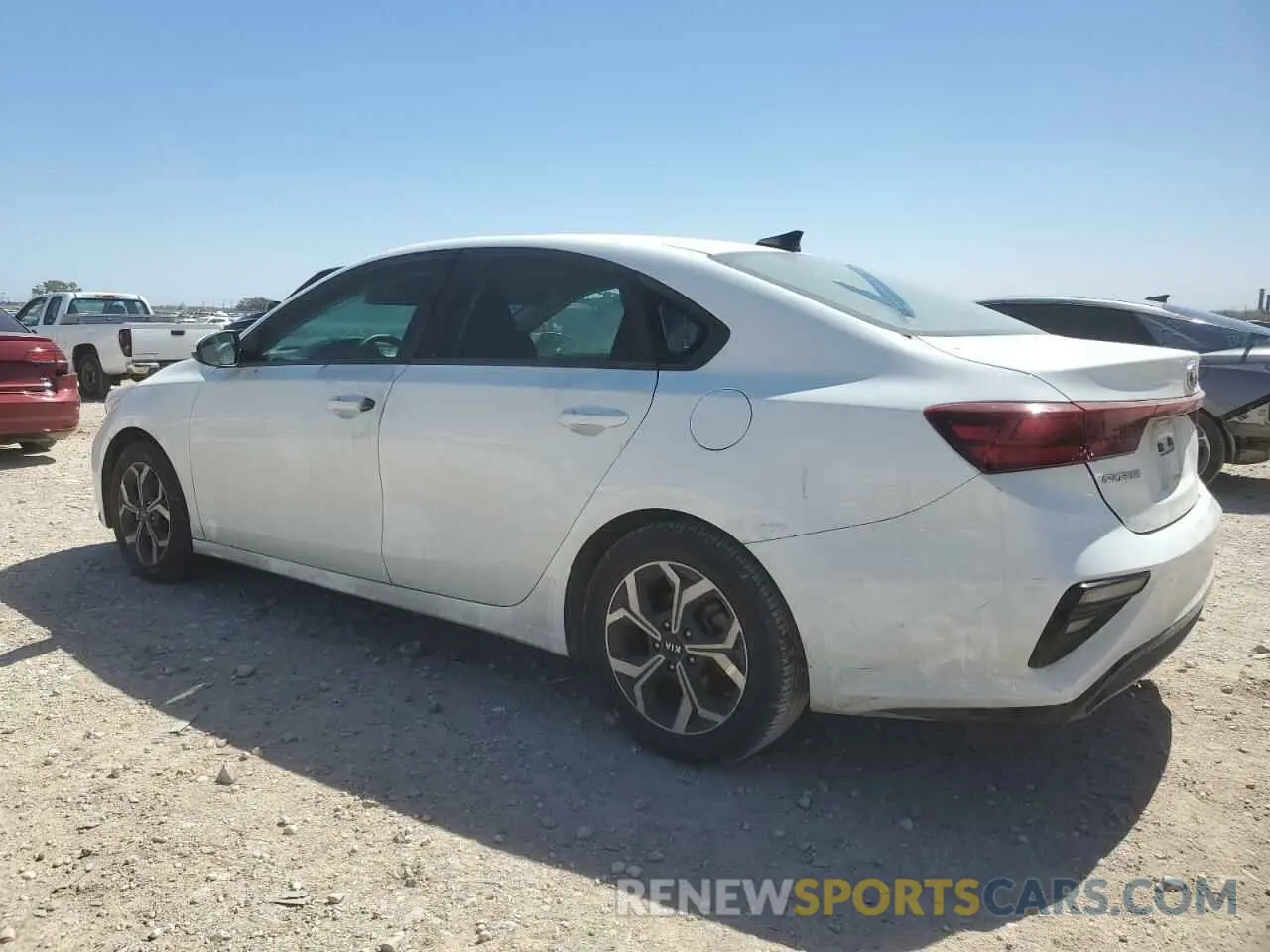 2 Фотография поврежденного автомобиля 3KPF24AD5ME314690 KIA FORTE 2021