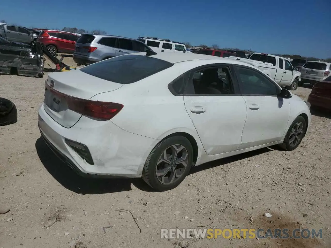 3 Фотография поврежденного автомобиля 3KPF24AD5ME314690 KIA FORTE 2021