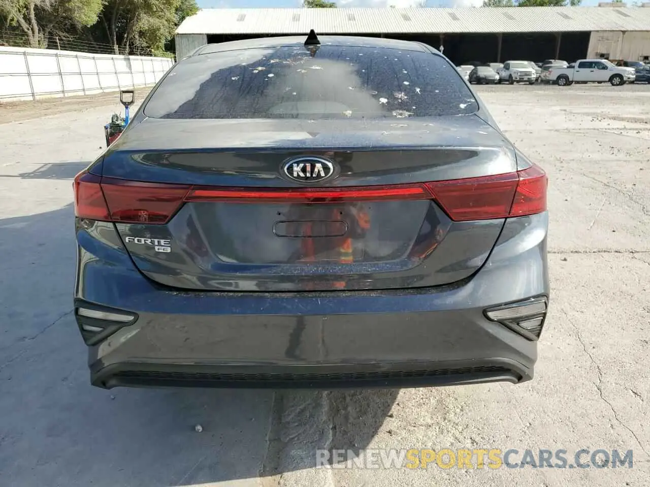 6 Photograph of a damaged car 3KPF24AD5ME320005 KIA FORTE 2021